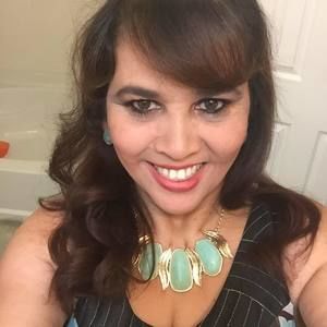 Meet your Posher, Adelina